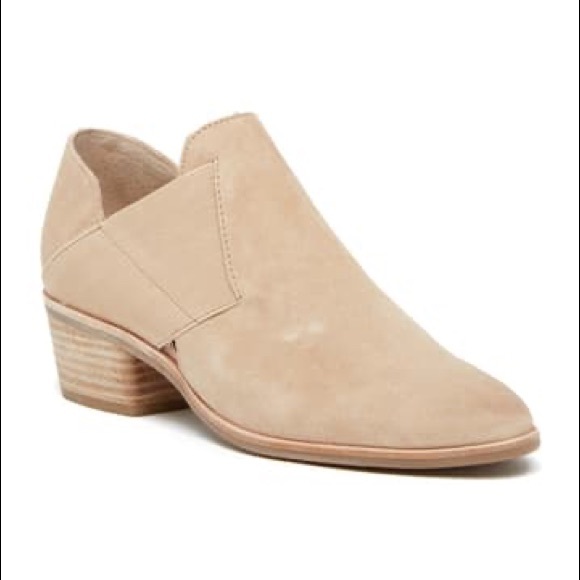 Amazon.com | Dolce Vita Women Dolce Vita Kaeleen Banded Suede Slip-On Bootie
